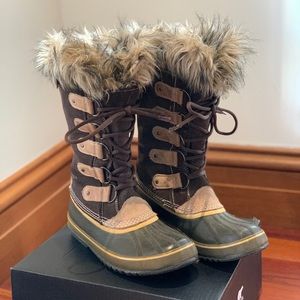Sorel Joan of Arctic Winter Boots